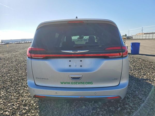 2023 CHRYSLER PACIFICA Touring L — DIRR