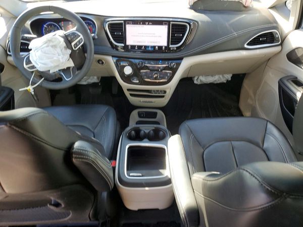 2023 CHRYSLER PACIFICA Touring L — CKPT