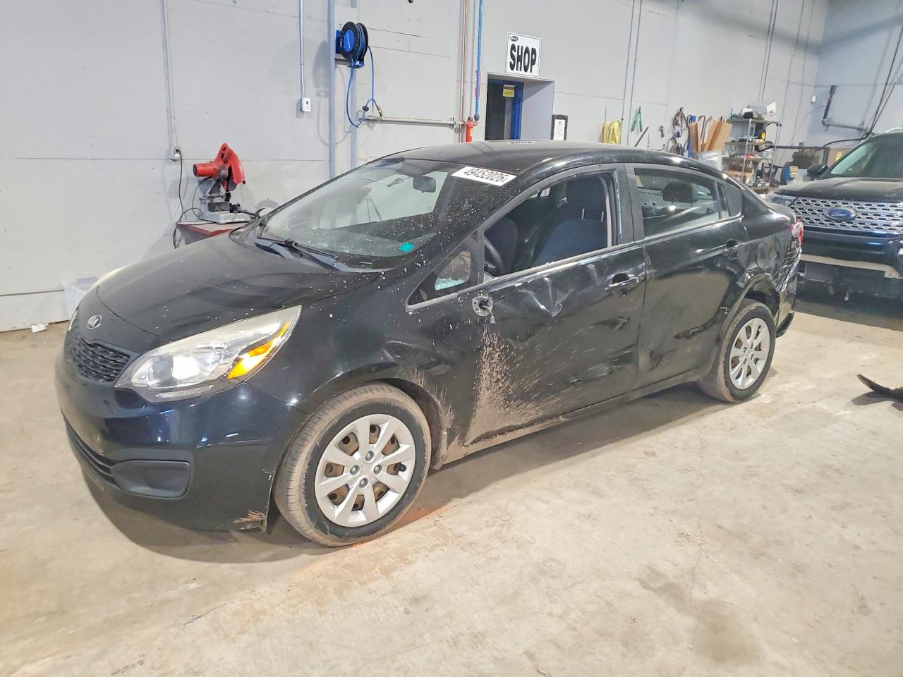 2015 KIA RIO LX 4DR GL - Middle-low