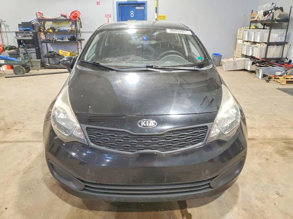 2015 KIA RIO LX 4DR GL - Middle-low