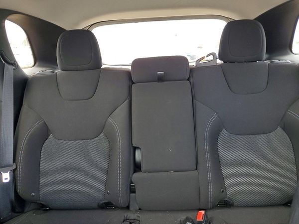 2019 JEEP CHEROKEE LATITUDE FWD