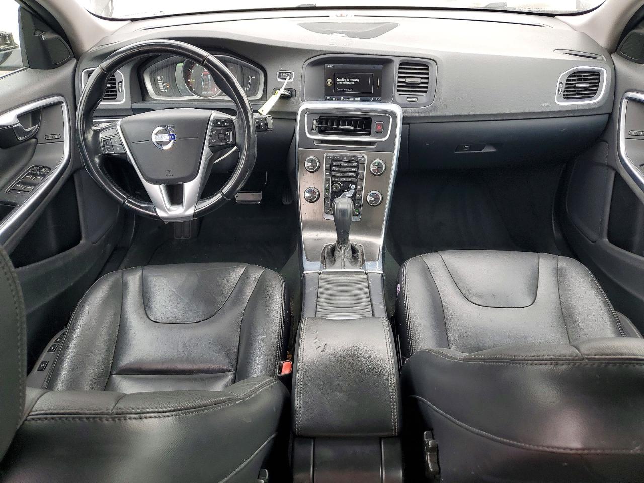 2015 VOLVO S60 Platinum (non R design)