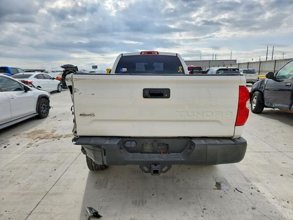 2019 TOYOTA TUNDRA SR5 Grade