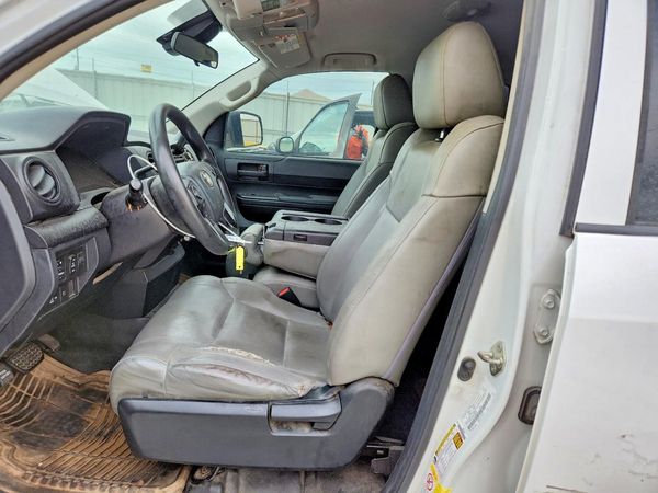 2019 TOYOTA TUNDRA SR5 Grade