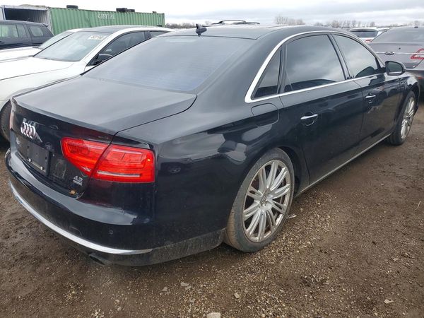 2012 AUDI A8