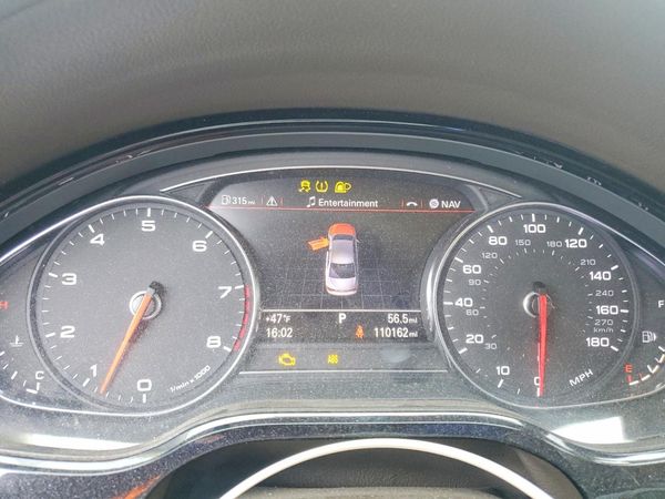 2012 AUDI A8