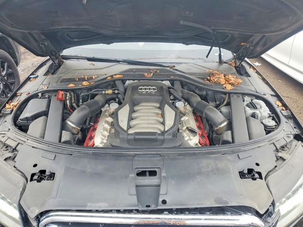 2012 AUDI A8