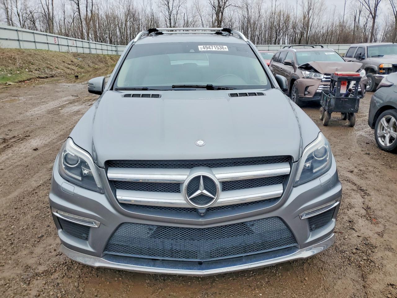 2015 MERCEDES-BENZ GL GL550 4MATIC