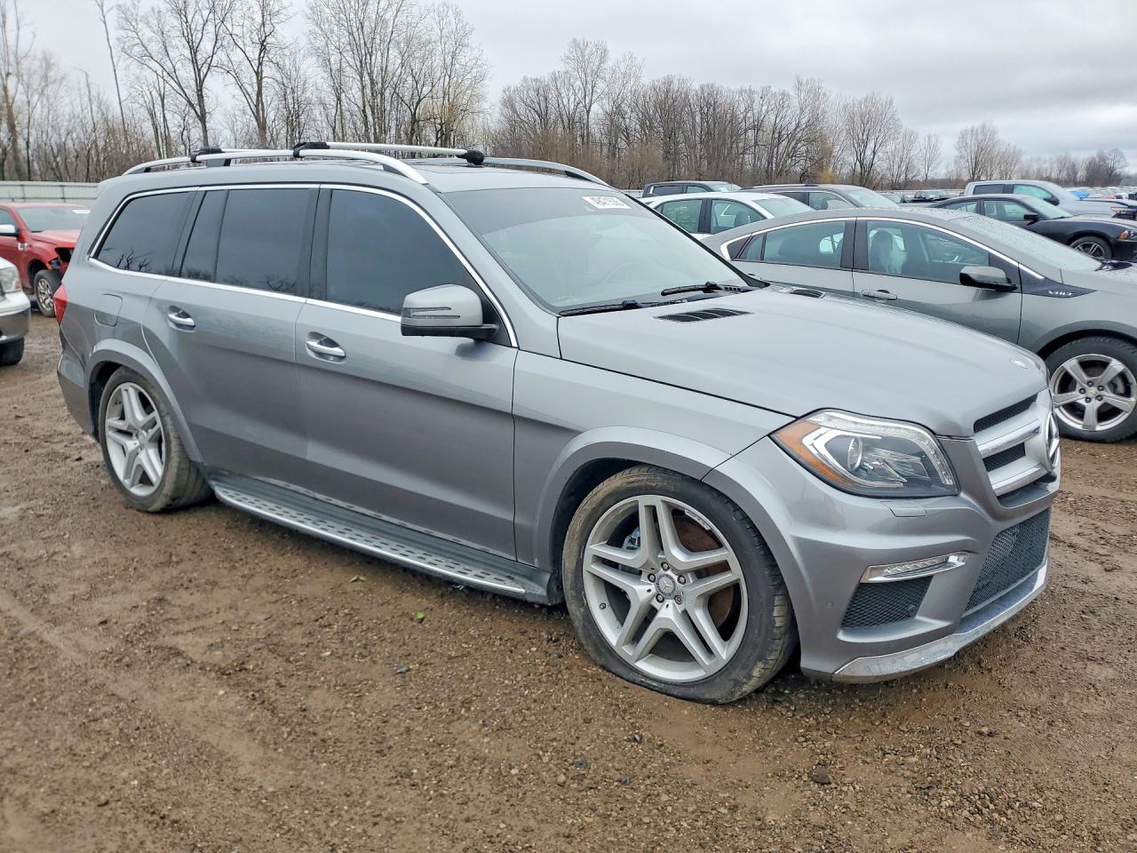 2015 MERCEDES-BENZ GL GL550 4MATIC