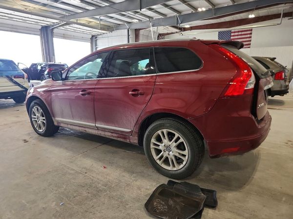 2016 VOLVO XC60