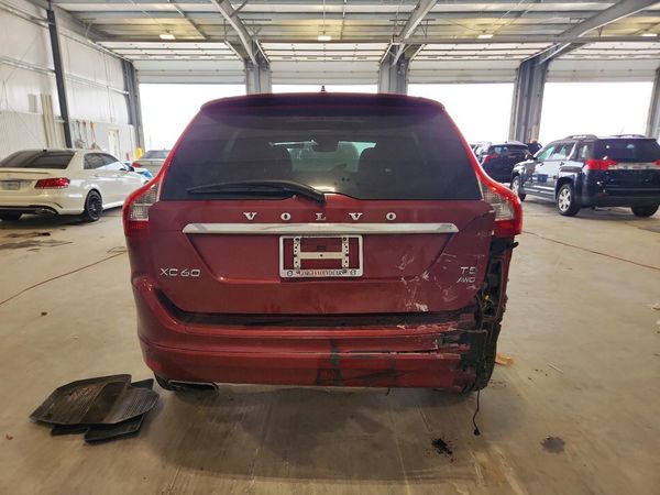 2016 VOLVO XC60