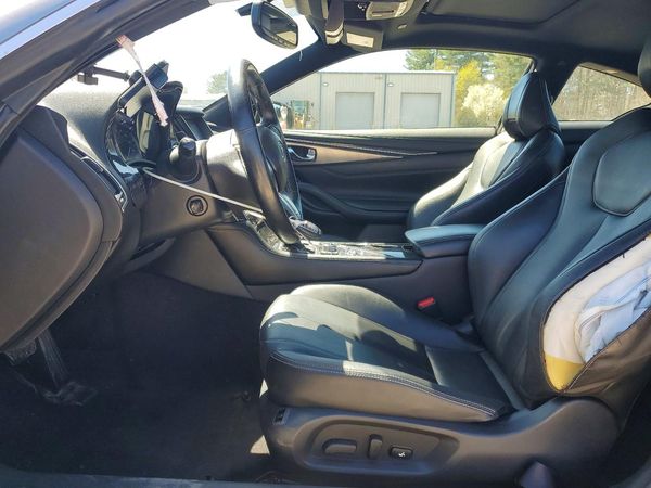 2017 INFINITI Q60