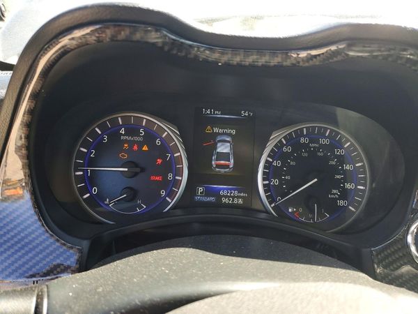 2017 INFINITI Q60