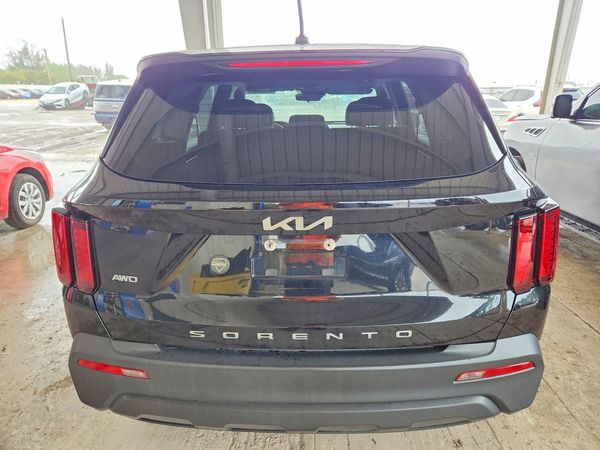 2022 KIA SORENTO LX