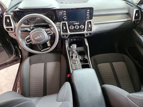 2022 KIA SORENTO LX