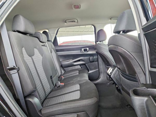 2022 KIA SORENTO LX