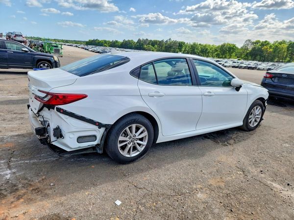 2025 TOYOTA CAMRY