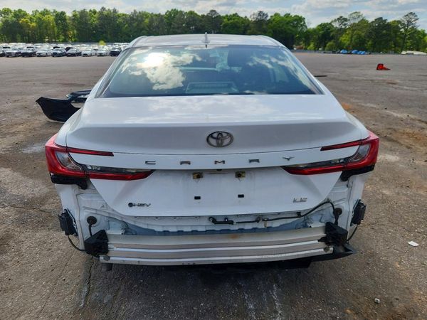 2025 TOYOTA CAMRY