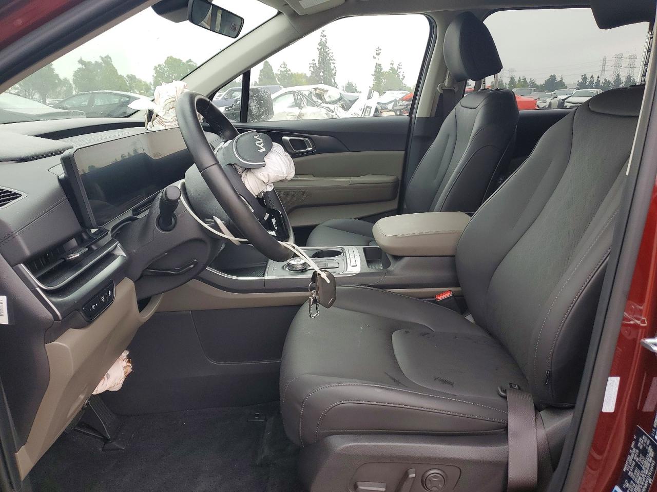 2026 KIA CARNIVAL LXS