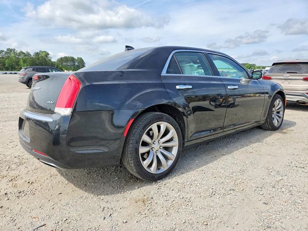 2018 CHRYSLER 300
