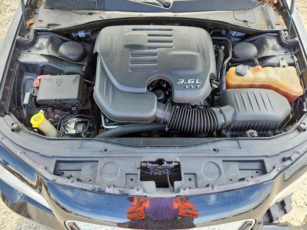 2018 CHRYSLER 300