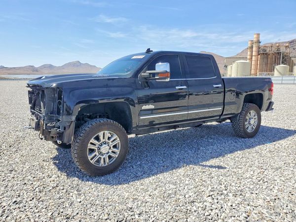 2017 CHEVROLET SILVERADO High Country