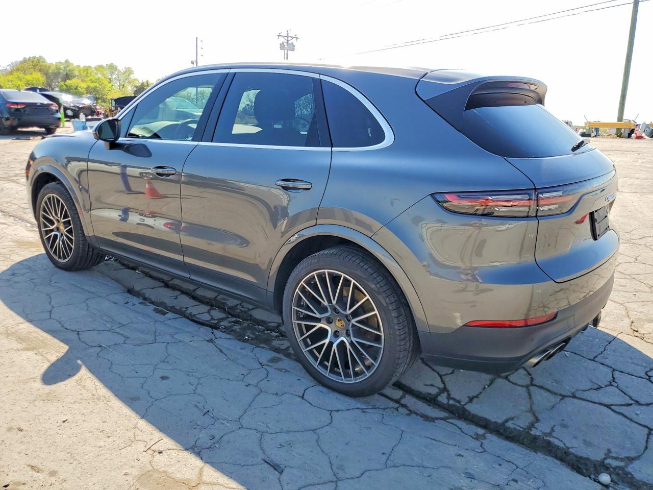 2019 PORSCHE CAYENNE S