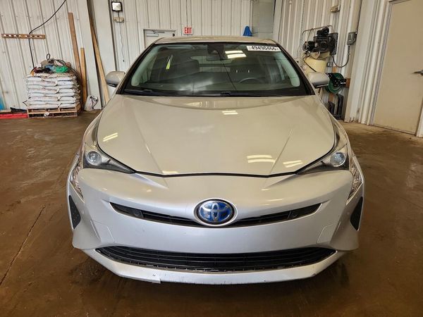 2018 TOYOTA PRIUS