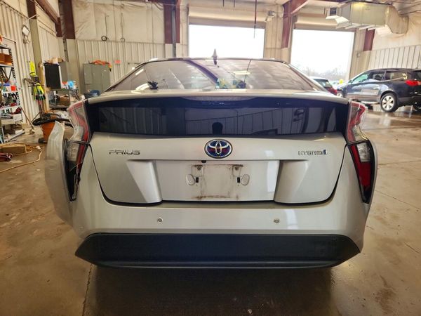 2018 TOYOTA PRIUS