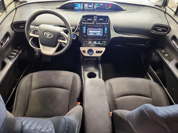 2018 TOYOTA PRIUS