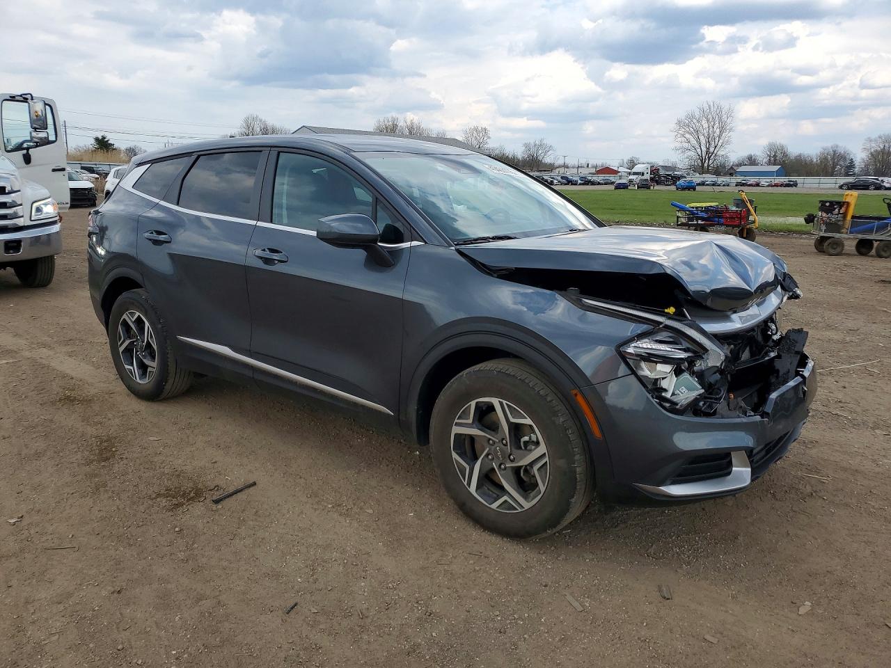 2023 KIA SPORTAGE LX