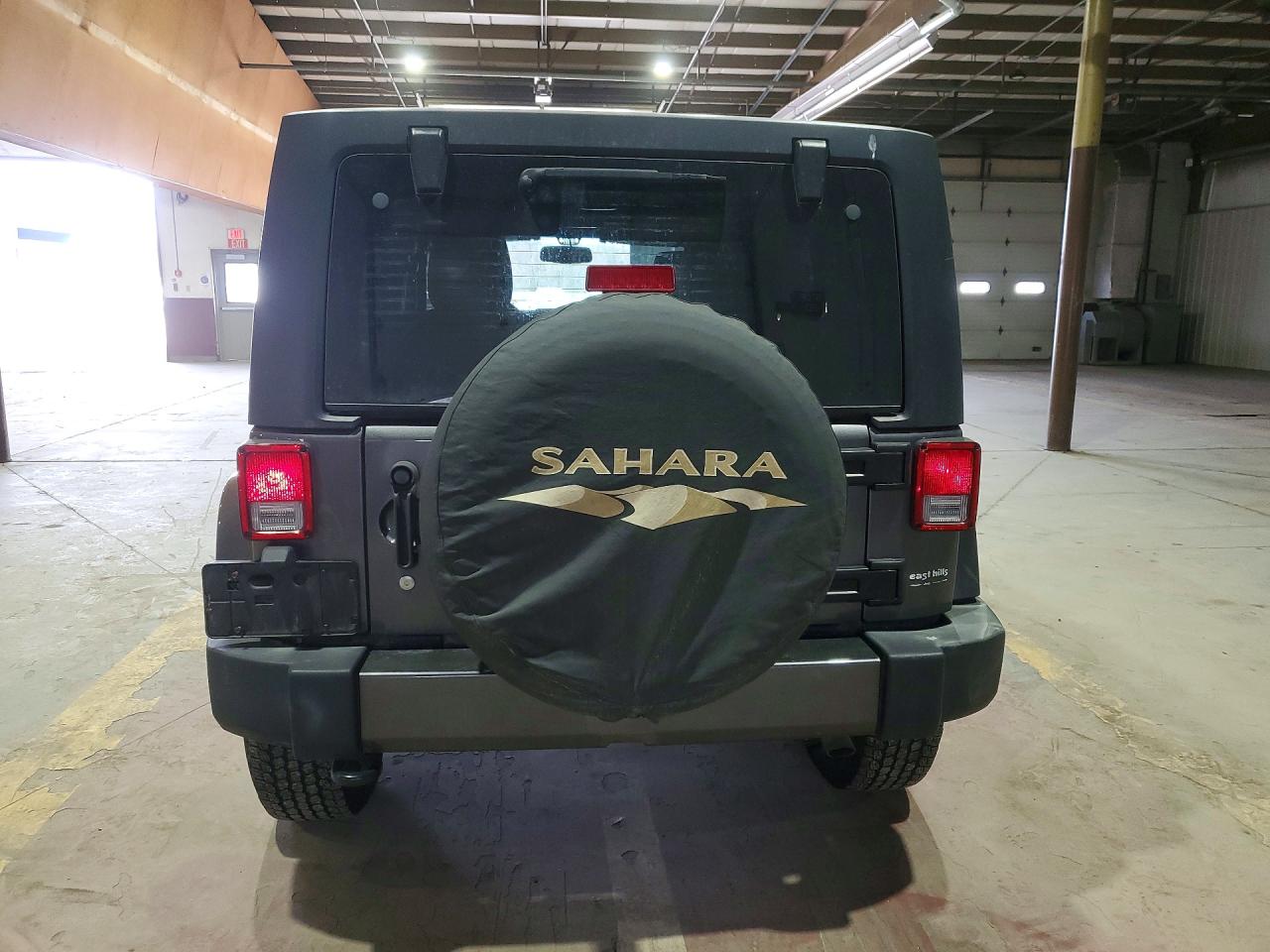 2017 JEEP WRANGLER UNLIMITED SAHARA 4X4