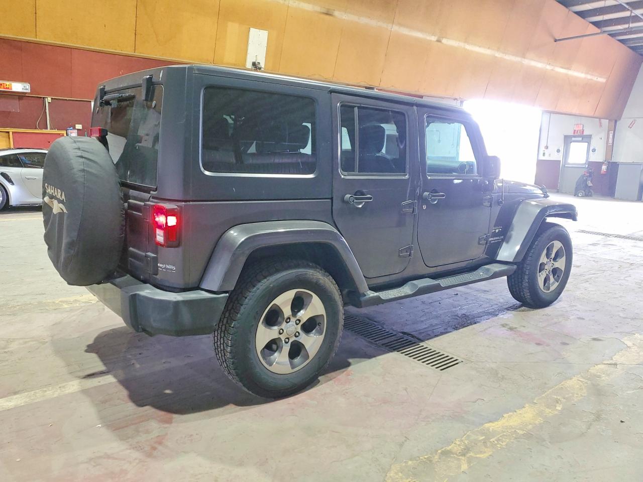 2017 JEEP WRANGLER UNLIMITED SAHARA 4X4