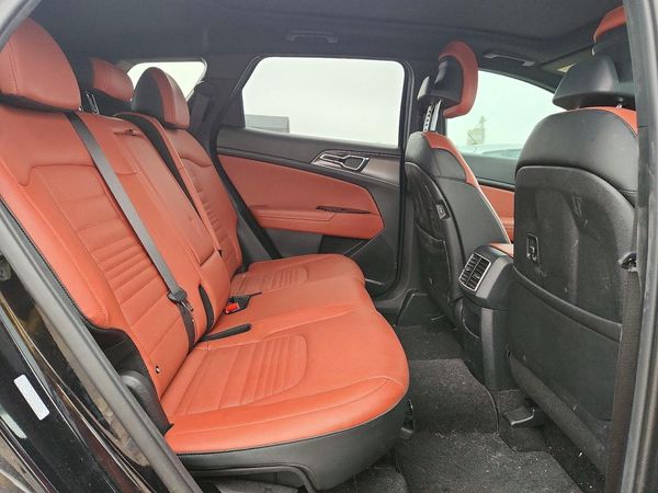 2025 KIA SPORTAGE SX