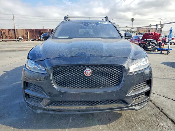 2018 JAGUAR F-PACE