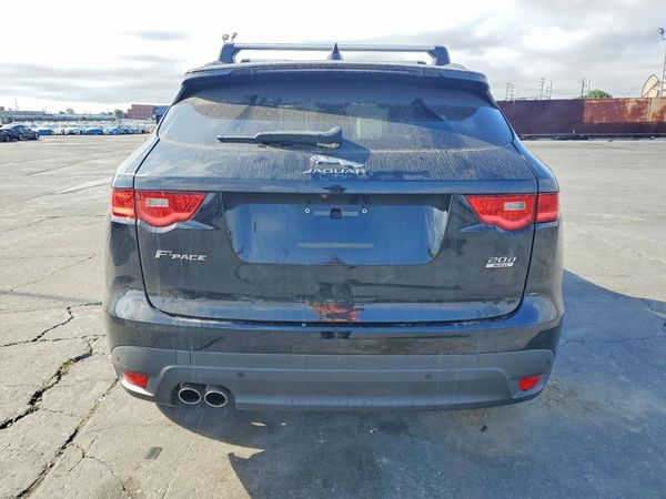 2018 JAGUAR F-PACE