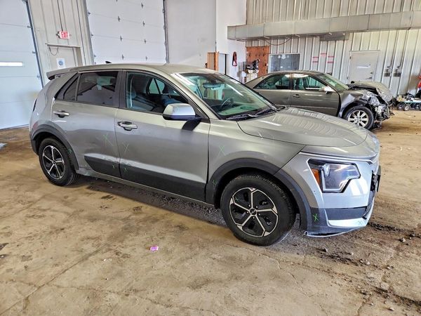 2023 KIA NIRO LX
