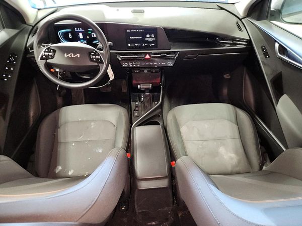 2023 KIA NIRO LX