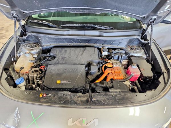 2023 KIA NIRO LX