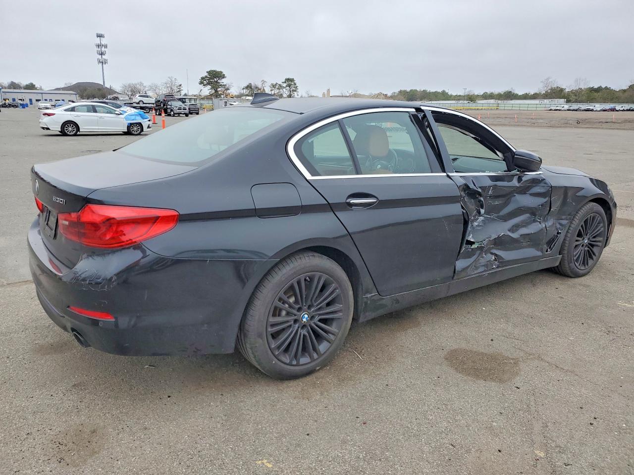 2017 BMW 530