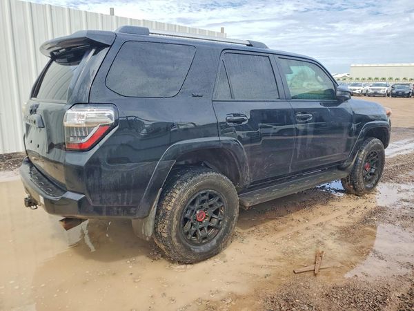 2021 TOYOTA 4RUNNER