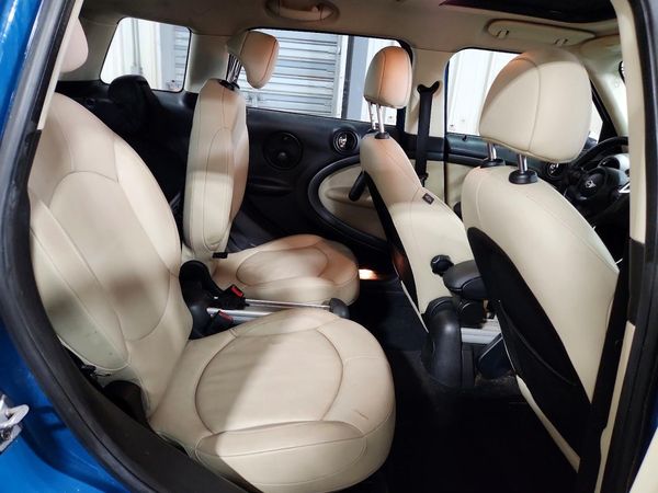 2012 MINI COOPER
