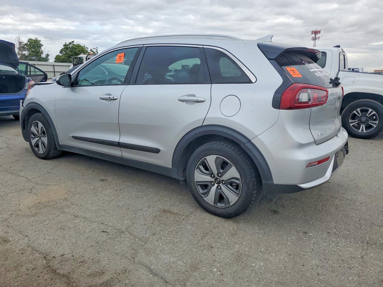 2017 KIA NIRO FE / LX / LX Tech