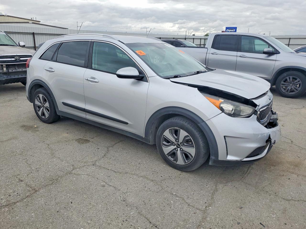 2017 KIA NIRO FE / LX / LX Tech