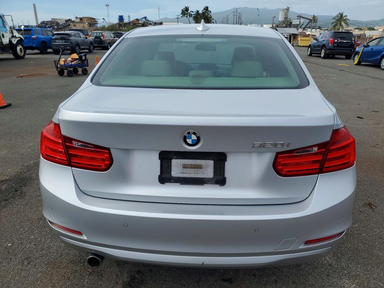 2015 BMW 320 SA