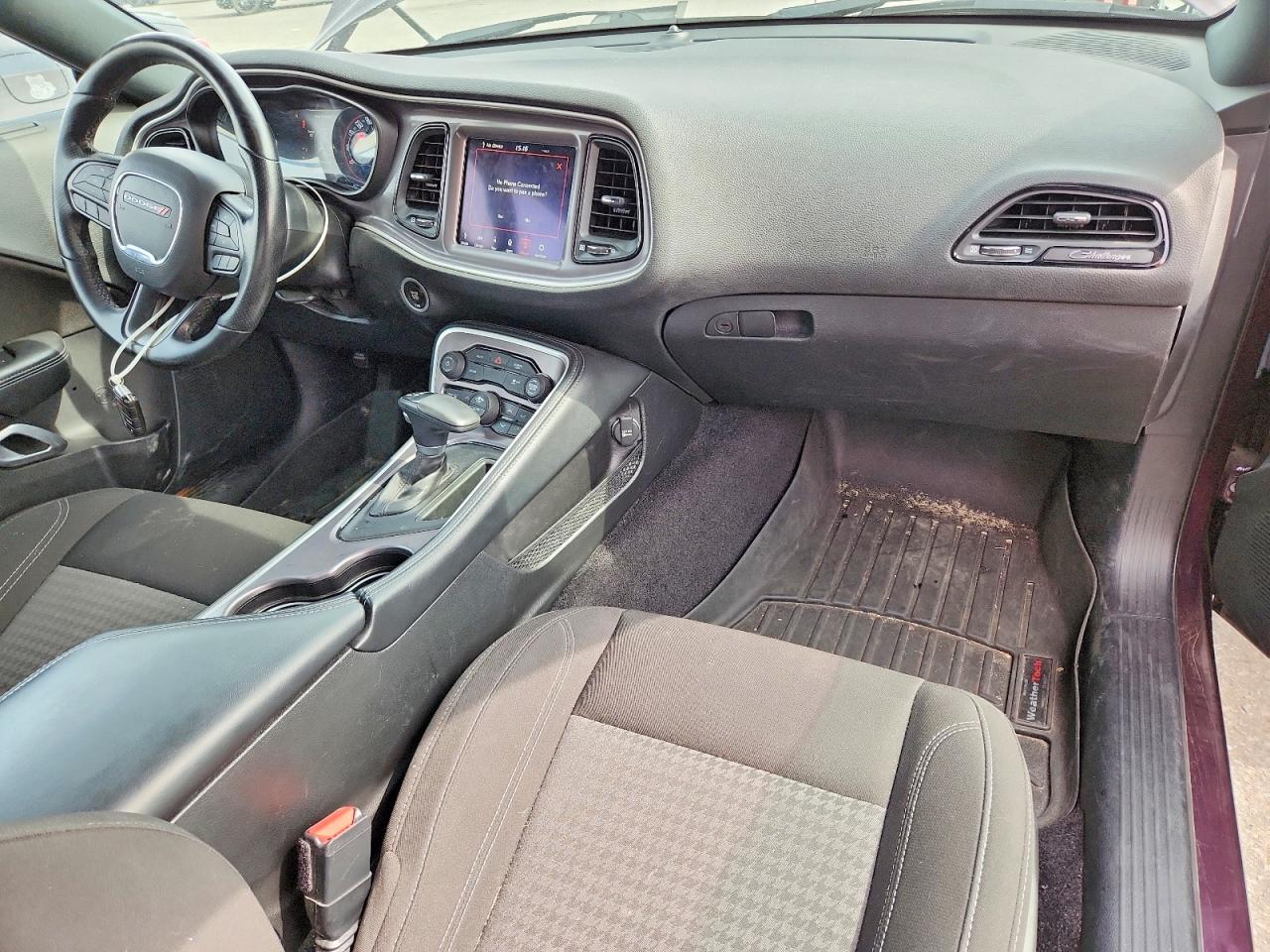 2022 DODGE CHALLENGER SXT