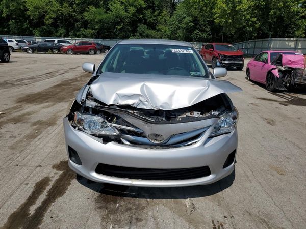 2012 TOYOTA COROLLA