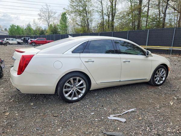 2013 CADILLAC XTS Premium