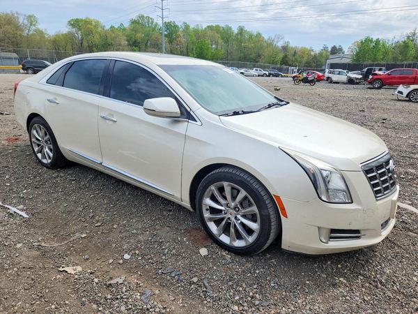 2013 CADILLAC XTS Premium