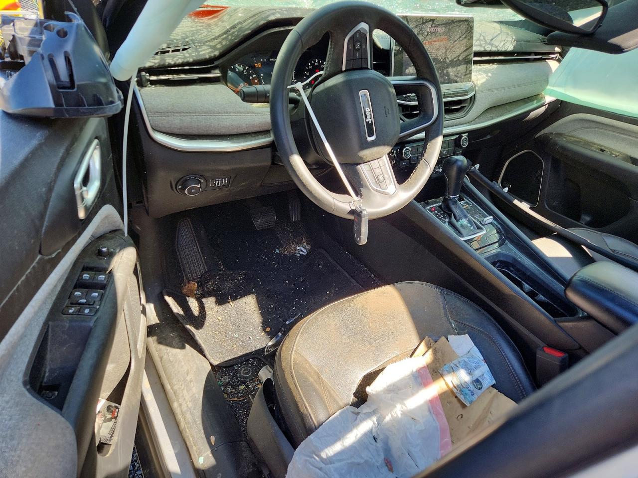 2023 JEEP COMPASS LATITUDE LUX 4X4